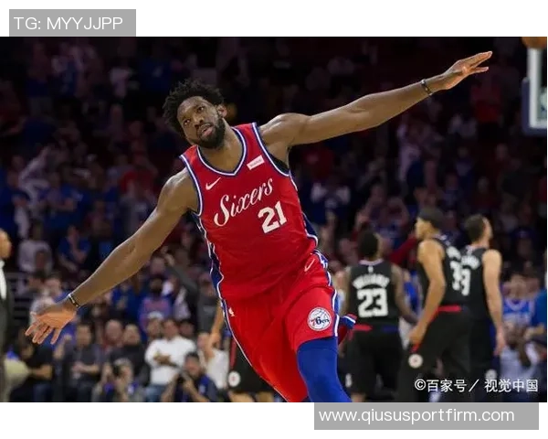 恩比德表现稳健17投7中贡献22分9篮板3助攻1抢断1盖帽助球队取得胜利