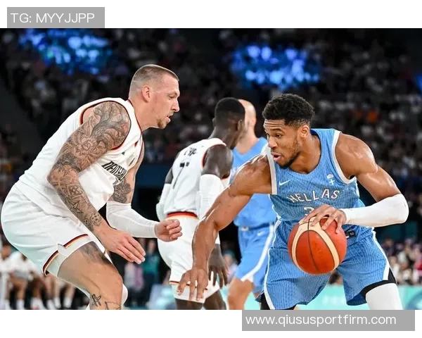 阿尔瓦拉多替补表现出色首节独得10分全场砍下18分3助攻